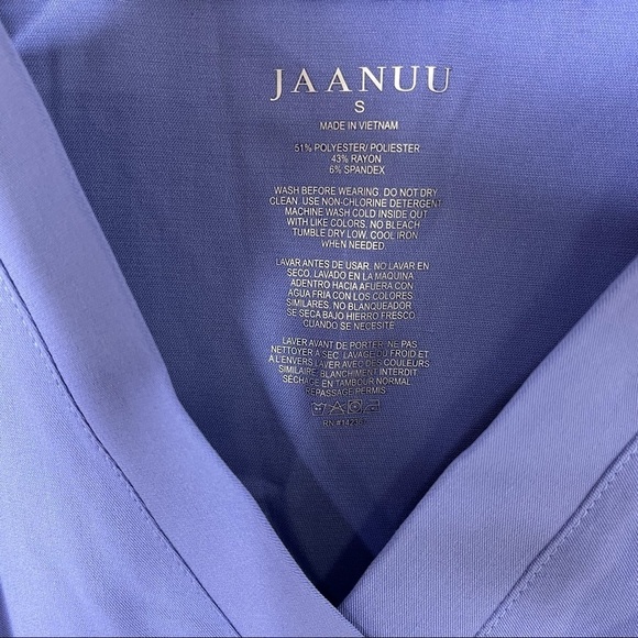 Jaanuu V Neck Notched Collar Short Sleeve Blue Scrub Shirt Size Small - Picture 7 of 7